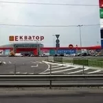 За Епіцентром,  земельна ділянка. Власниця