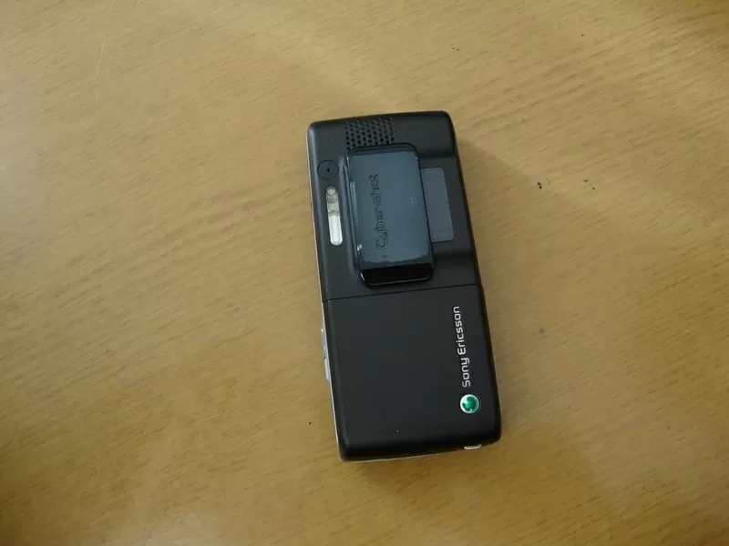 Продам телефон Sony Ericsson k800i 5