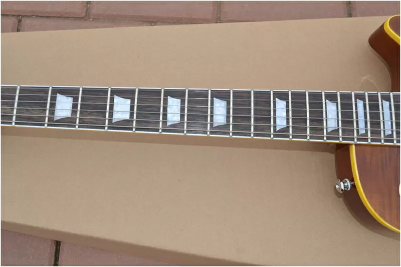 Gibson Les Paul Standart Custom shop 1959 R9 Tiger Flame 3