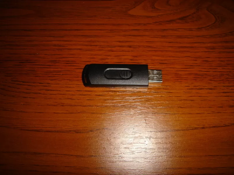 Обміняю USB-флешку 32 гб на 16 гб із  доплатою. 3