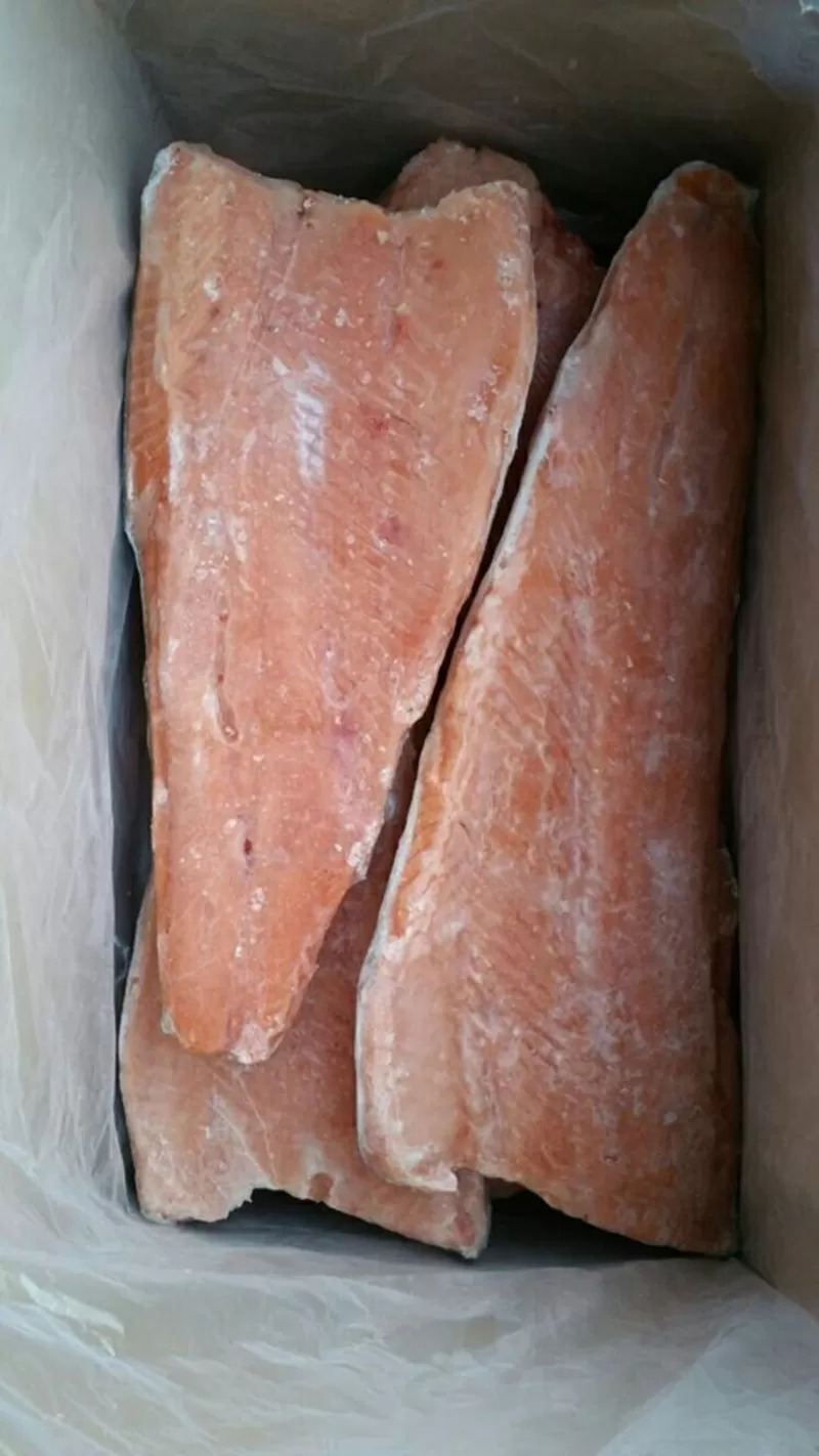 Рыба свежемороженая,  икра лососевая красная,  опт 6