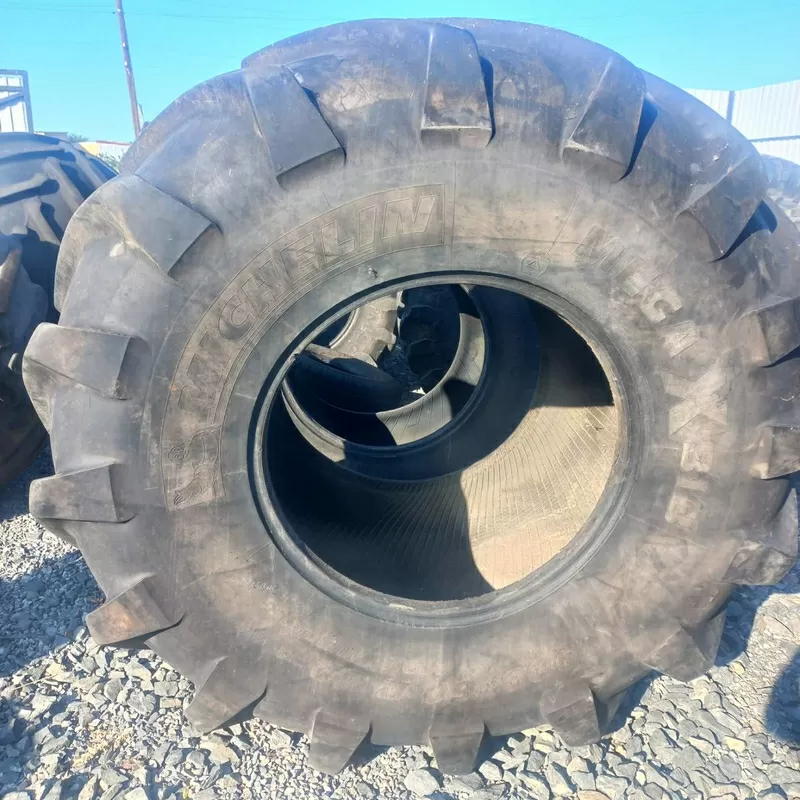 шина 900/60r32  (35.5р32) michelin